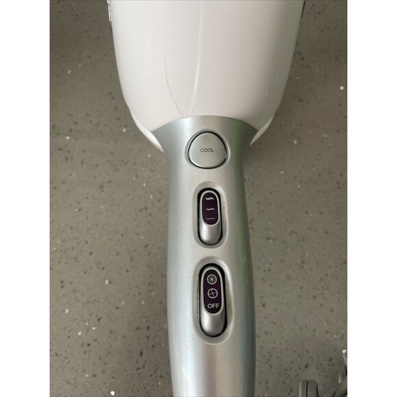 T3 Featherweight 2 White Professional Salon Hair Dryer 73820 Tested Working - Picture 4 of 8